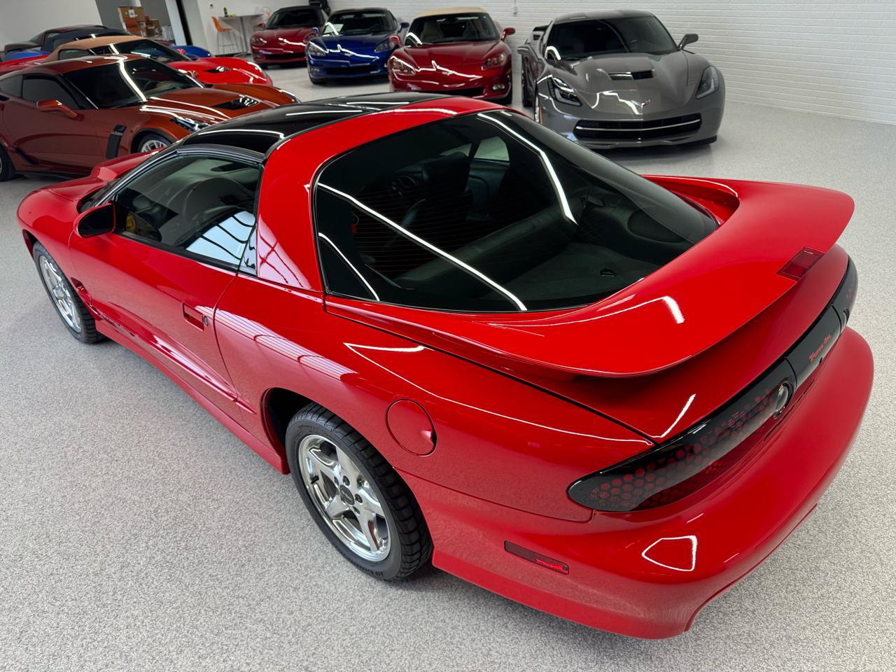 Used 2001 Pontiac Firebird Formula w/ Protection Group RWD image 17