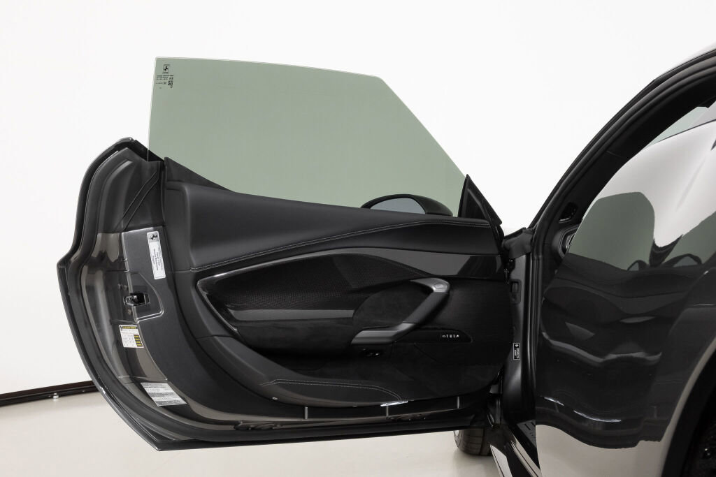 Used 2024 Ferrari 296 GTB image 28