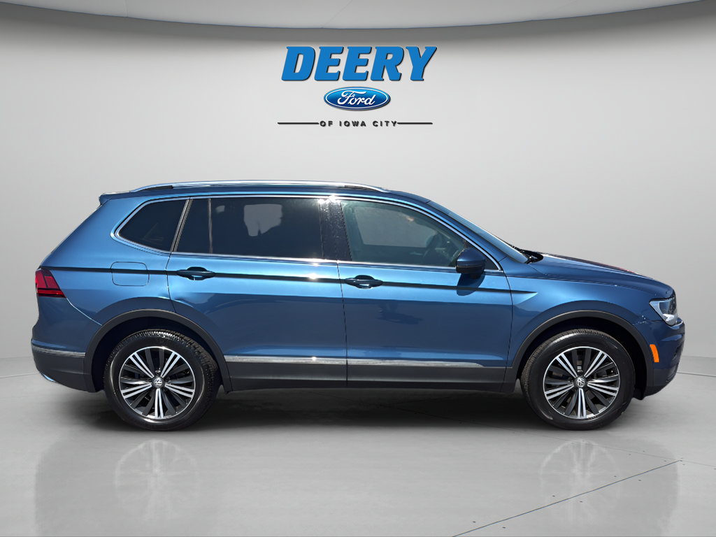 Used 2018 Volkswagen Tiguan SEL AWD/4WD image 7