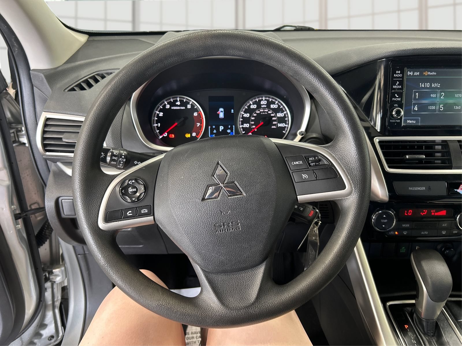 Used 2020 Mitsubishi Eclipse Cross ES FWD image 17