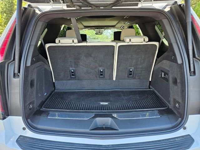 Used 2024 Cadillac Escalade Sport w/ LPO, ONYX Package AWD/4WD image 18