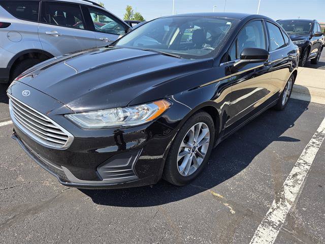 Used 2020 Ford Fusion SE FWD image 1