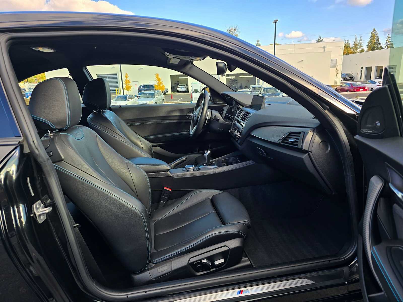 Used 2017 BMW M2 RWD image 11
