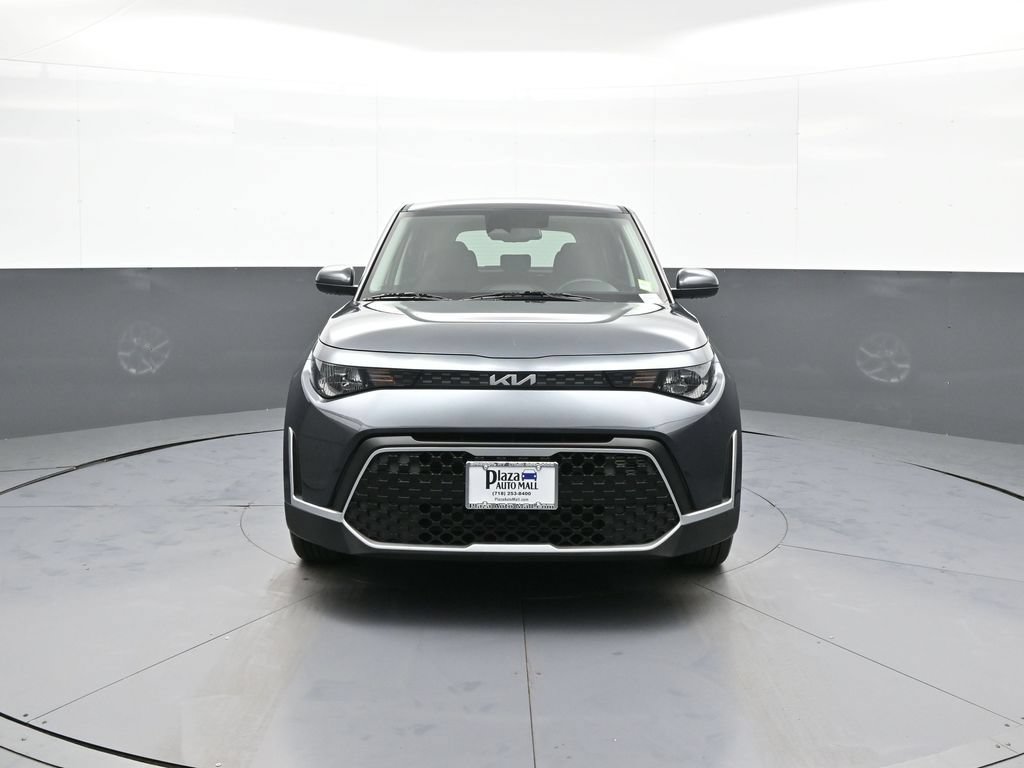 Certified 2025 Kia Soul S FWD image 2