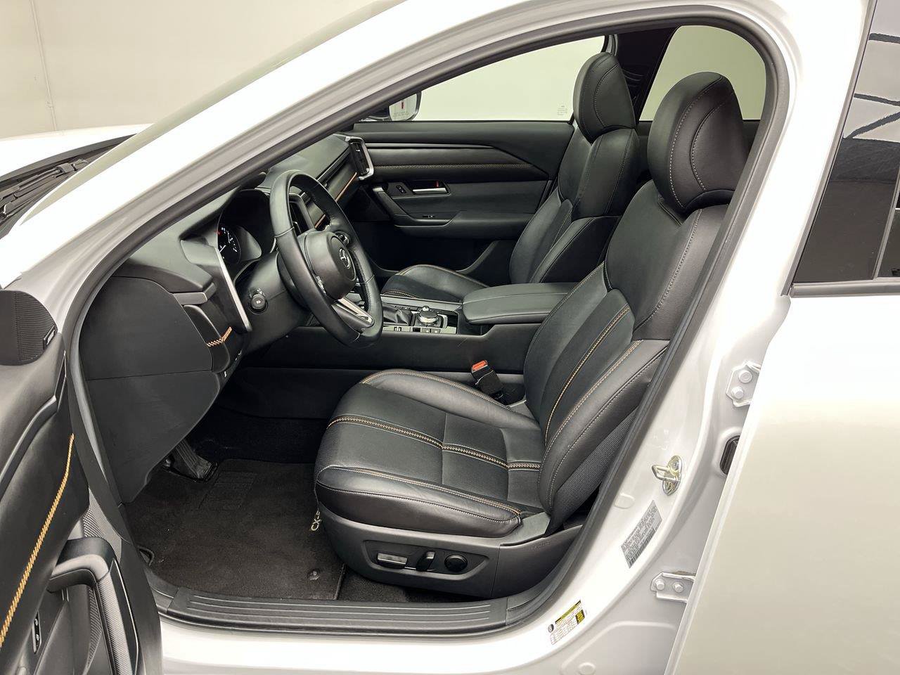 Used 2025 MAZDA CX-50 AWD 2.5 Hybrid w/ Premium Pkg image 10