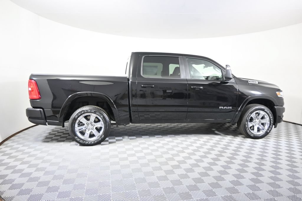Used 2026 RAM 1500 Big Horn AWD/4WD image 8