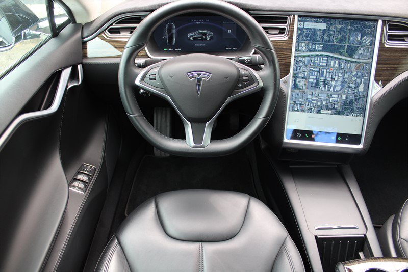 Used 2015 Tesla Model S 85D AWD/4WD image 2