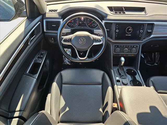 Used 2021 Volkswagen Atlas SE image 15
