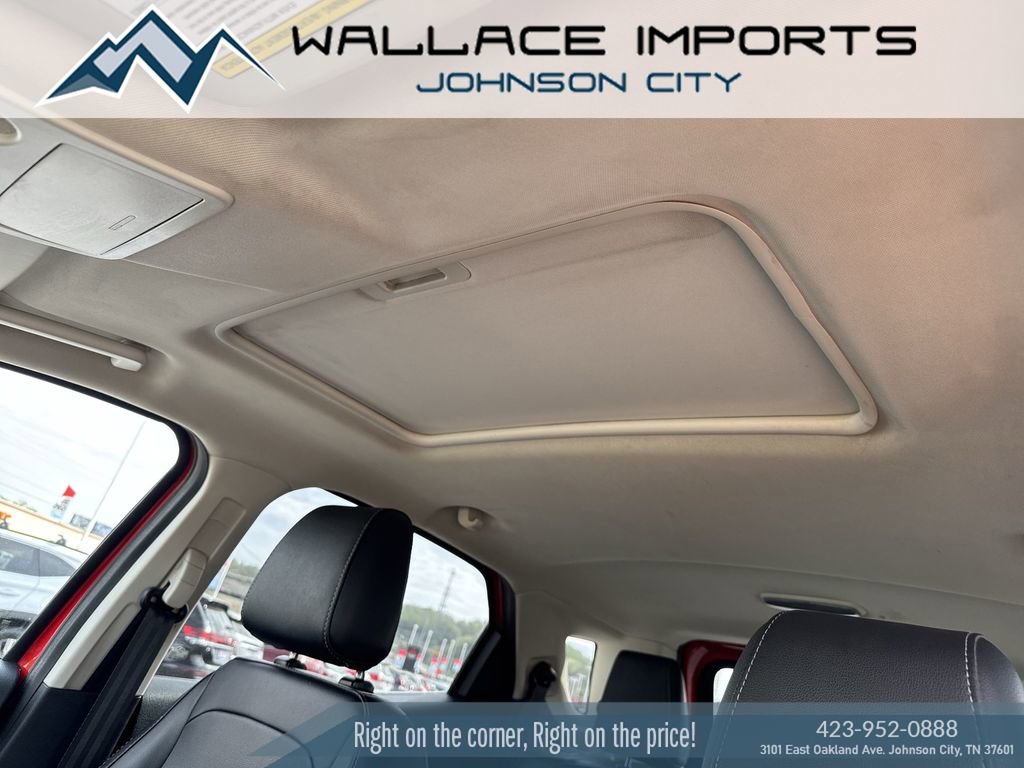 Used 2021 Ford EcoSport Titanium w/ Interior Protection Package AWD/4WD image 15
