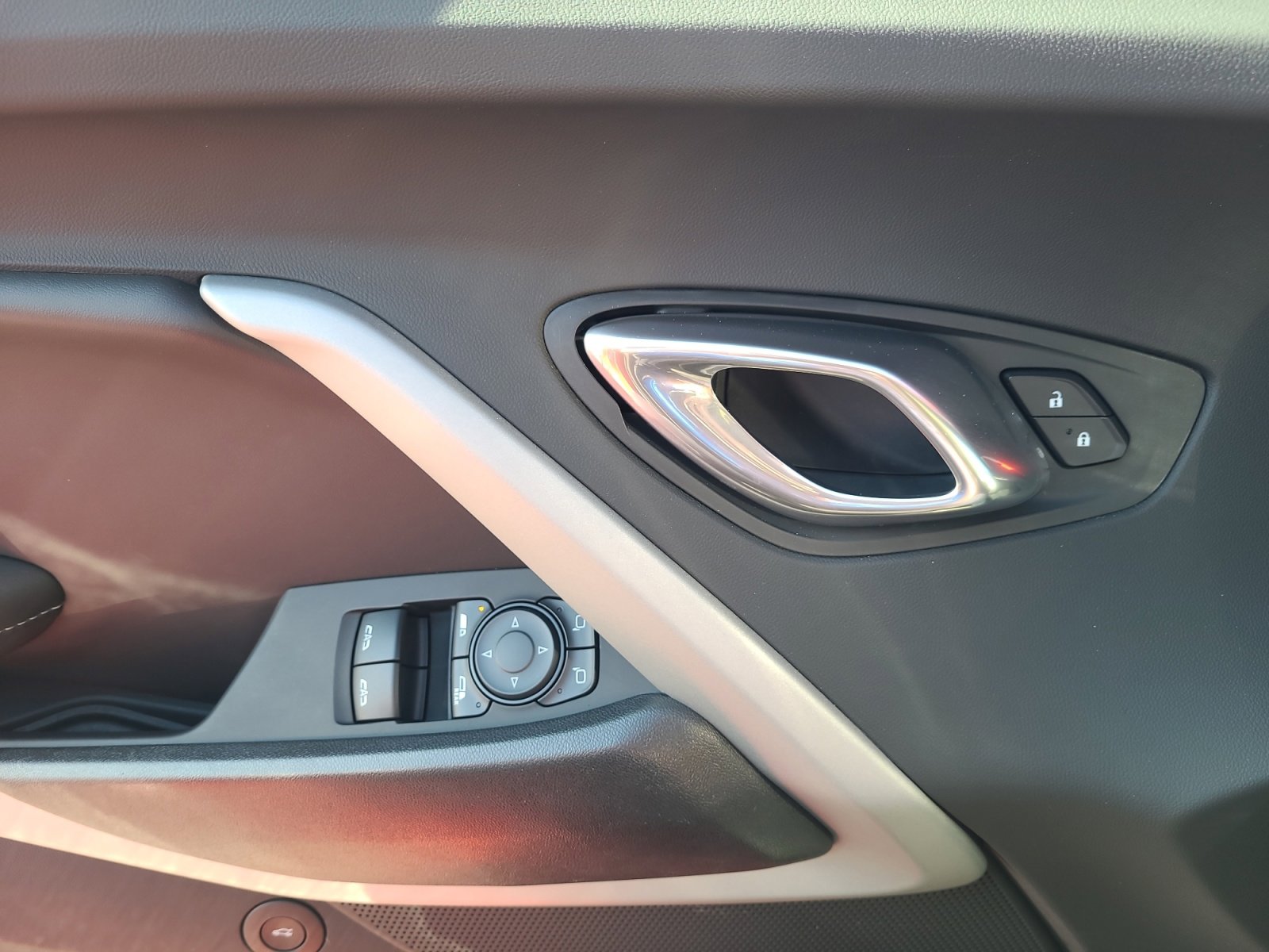 Used 2021 Chevrolet Camaro SS image 14