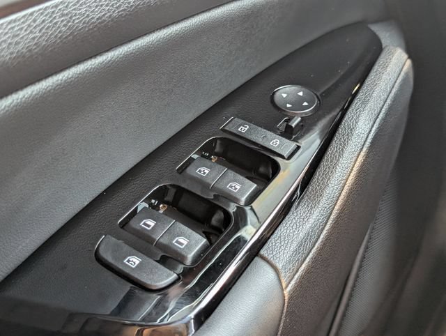 Used 2025 Kia Sportage EX FWD image 30