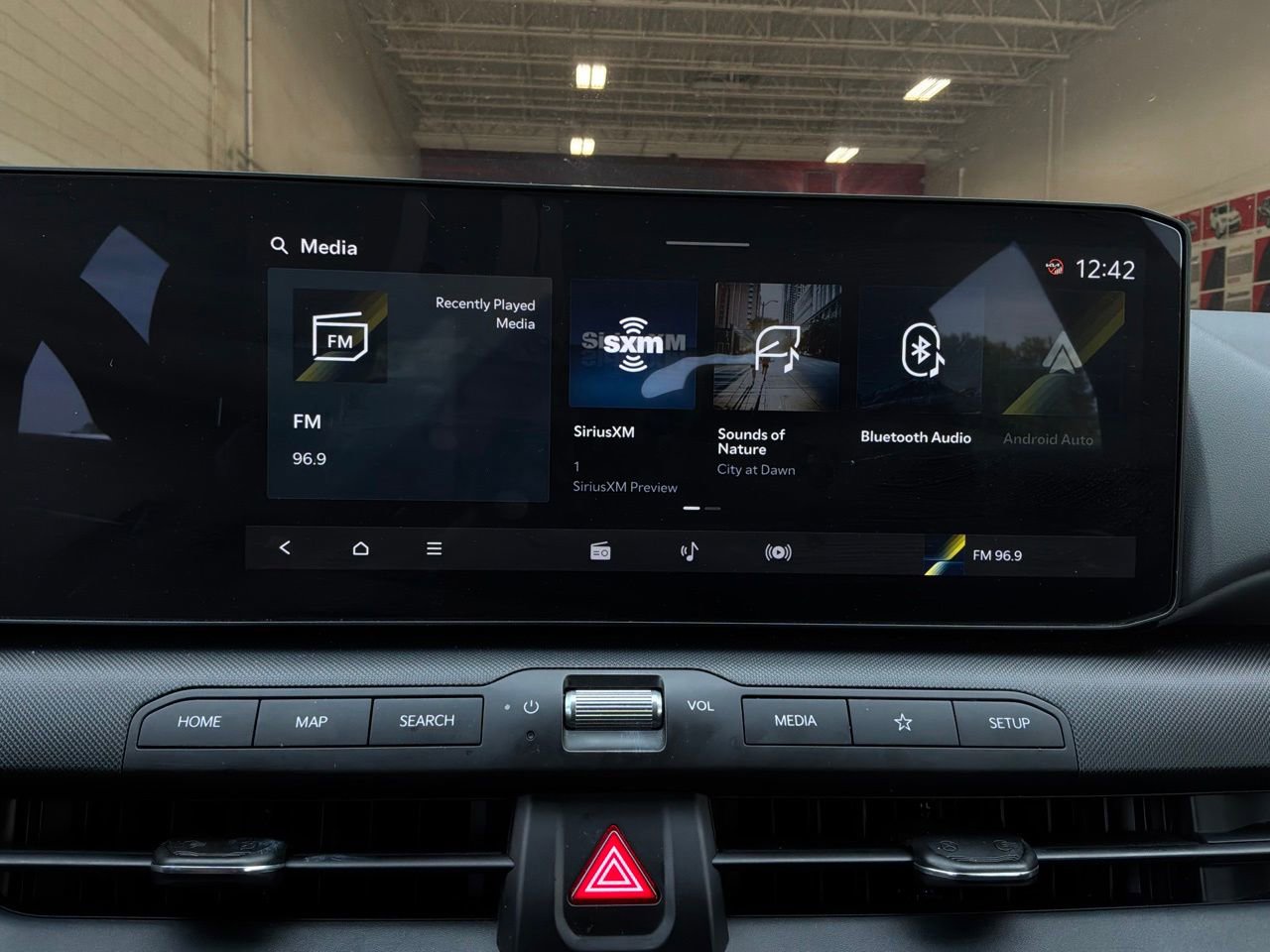 Used 2025 Kia K4 FWD image 31