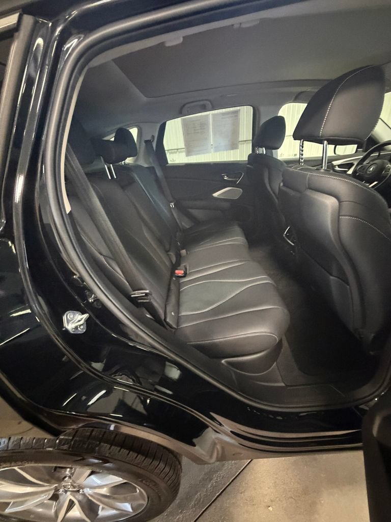 Used 2024 Acura RDX w/ Technology Package AWD/4WD image 30