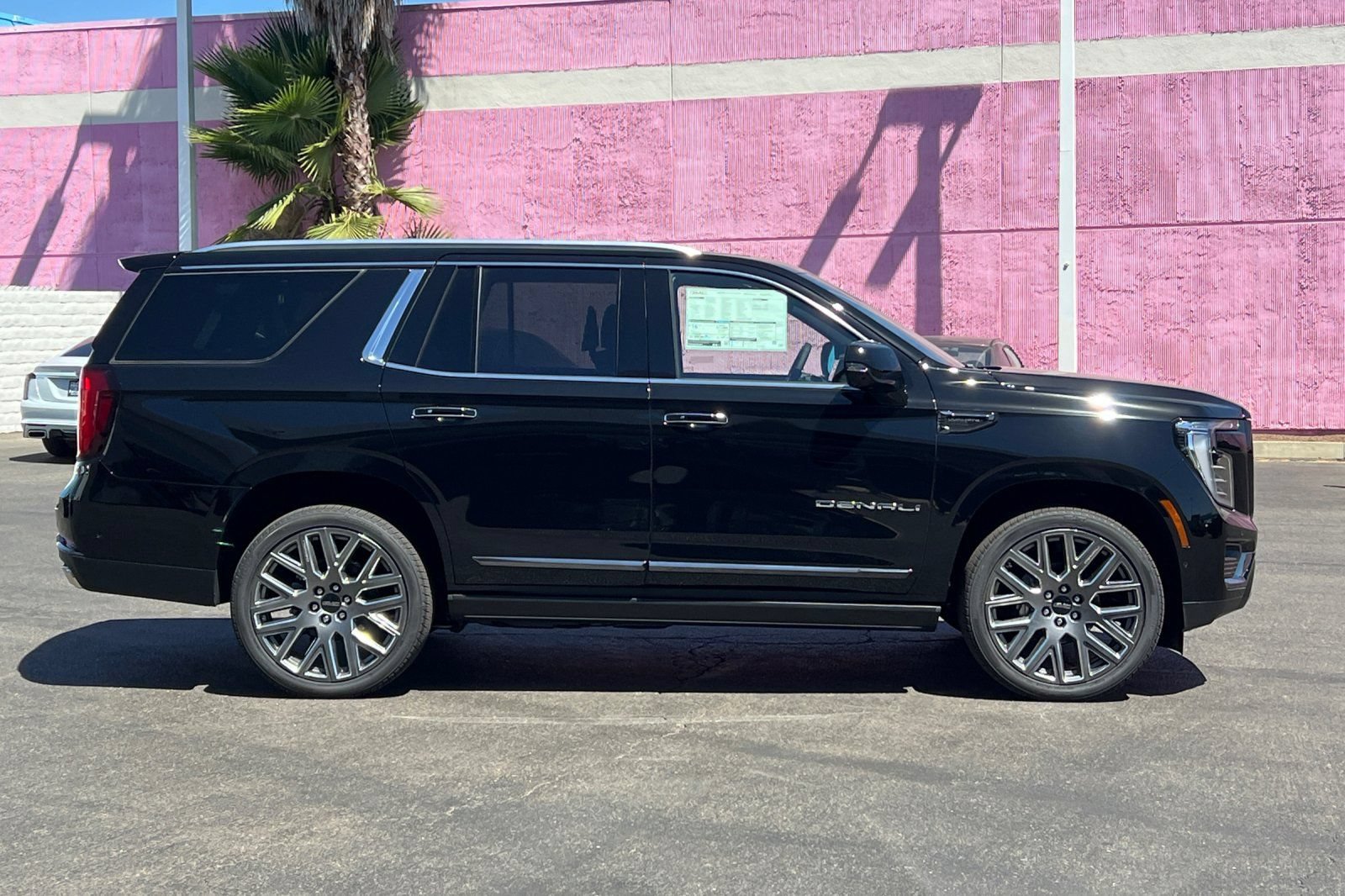 New 2026 GMC Yukon Denali Ultimate AWD/4WD image 3