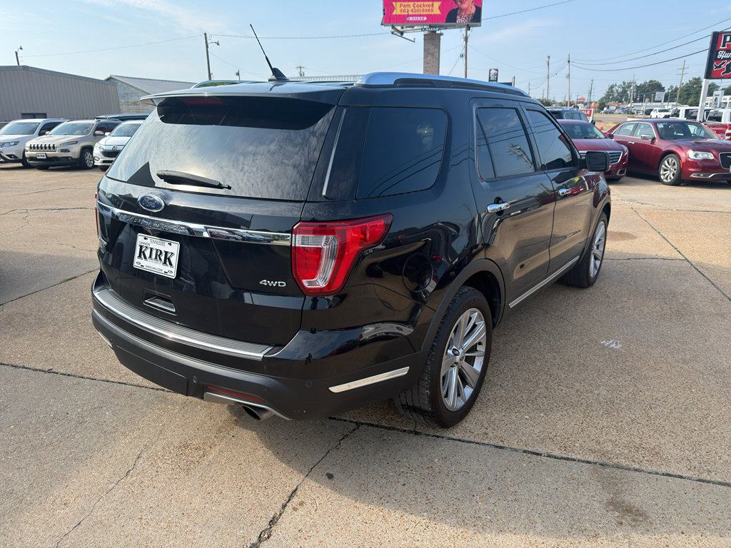 Used 2019 Ford Explorer Limited w/ Class III Trailer Tow Package AWD/4WD image 5