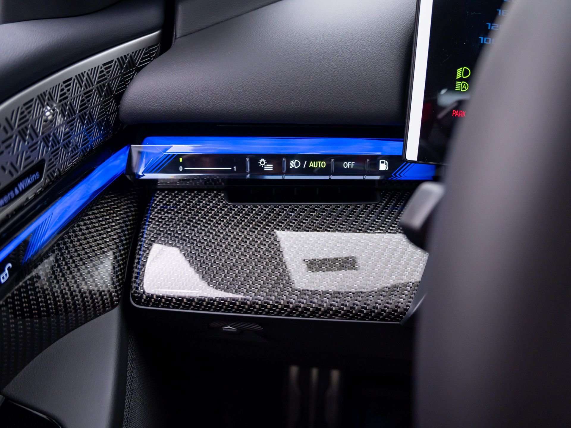 New 2027 BMW M5 w/ Carbon Package AWD/4WD image 30
