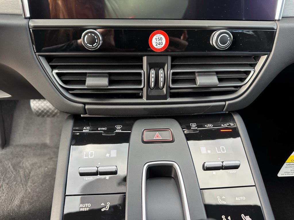 Certified 2026 Porsche Macan S AWD/4WD image 26