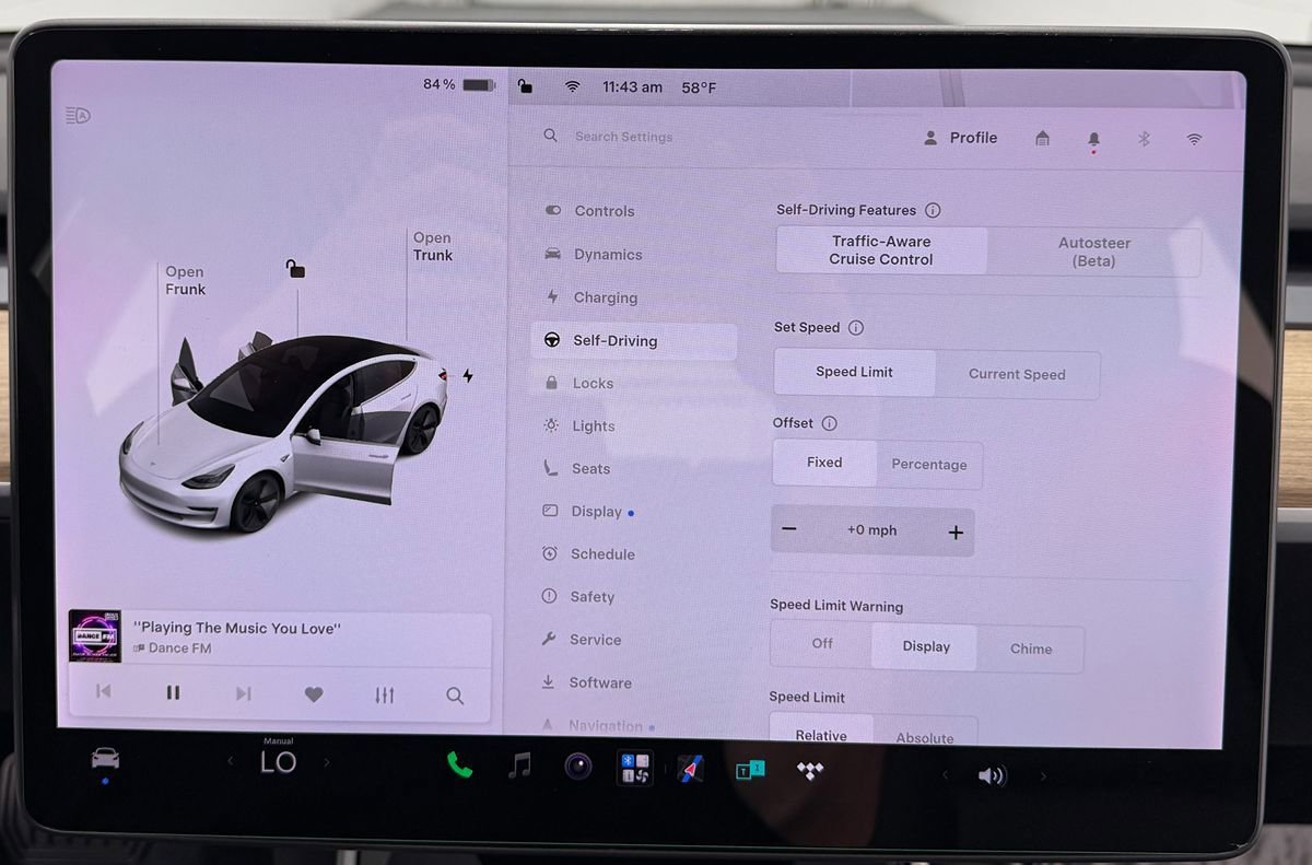 Used 2019 Tesla Model 3 Standard Range Plus RWD image 19
