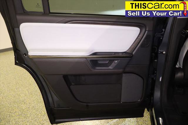 Used 2025 Rivian R1S Adventure image 33