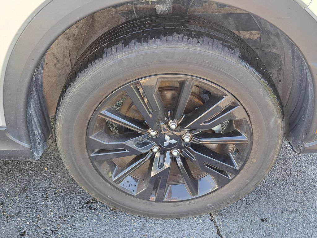 Used 2024 Mitsubishi Eclipse Cross LE AWD/4WD image 17