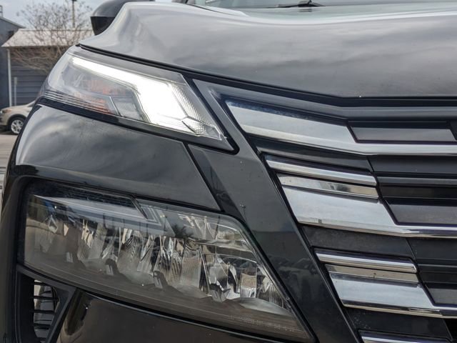 Used 2025 Nissan Rogue SV image 11