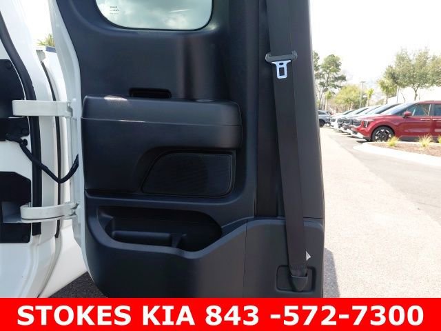 Used 2018 Nissan Titan S image 23