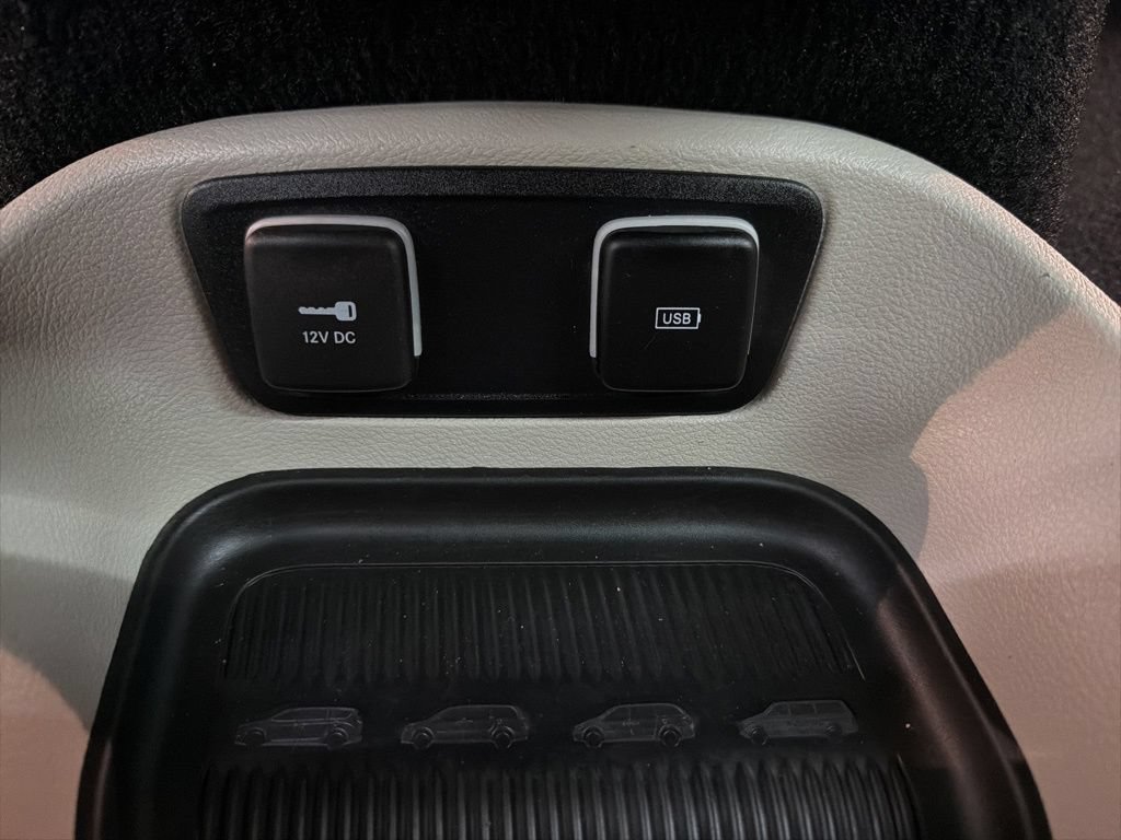 Used 2020 Chrysler Pacifica Limited FWD image 52