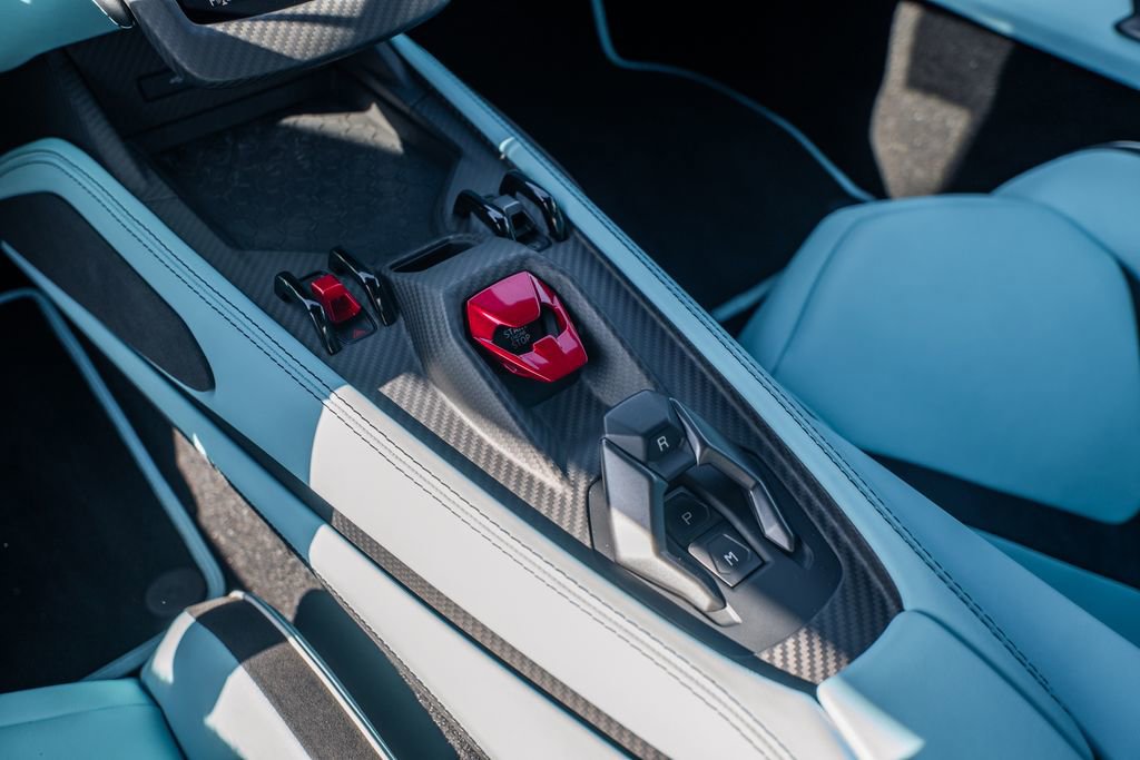 Used 2025 Lamborghini Revuelto image 31