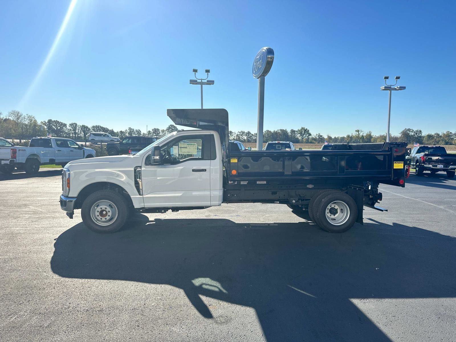 New 2024 Ford F350 XL w/ XL Chrome Package RWD image 28
