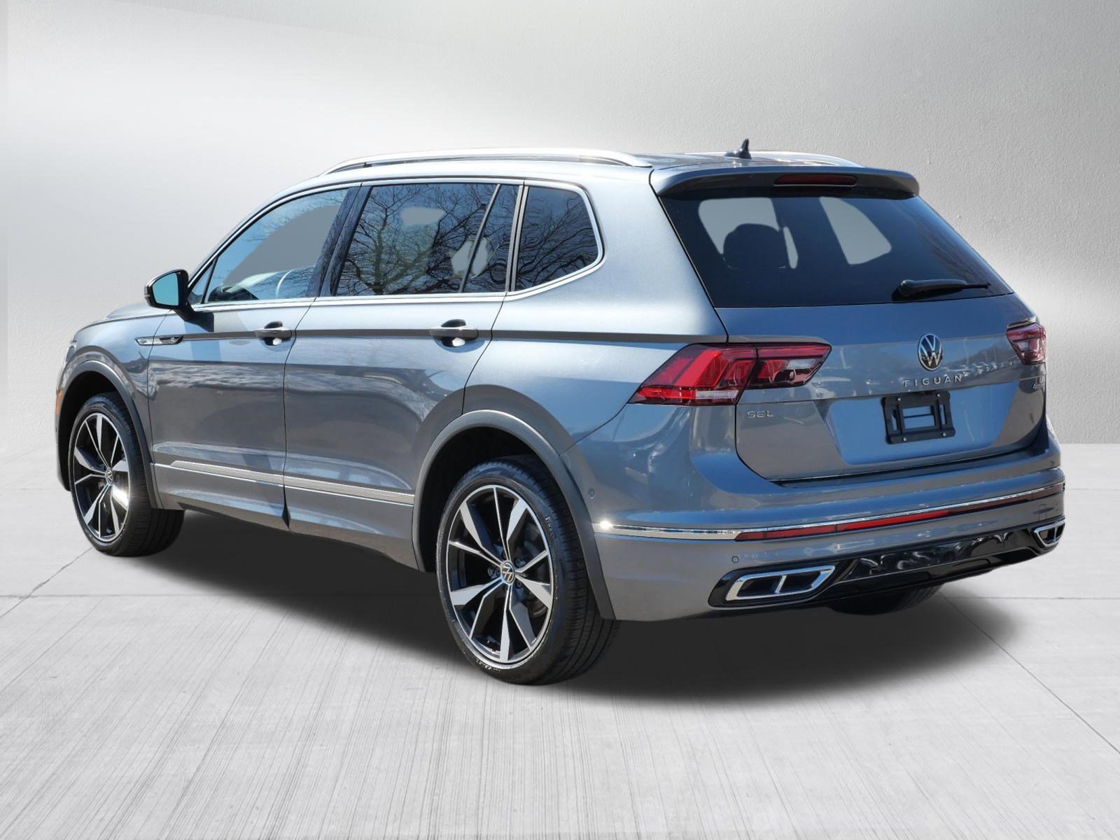 Used 2023 Volkswagen Tiguan SEL R-Line image 5