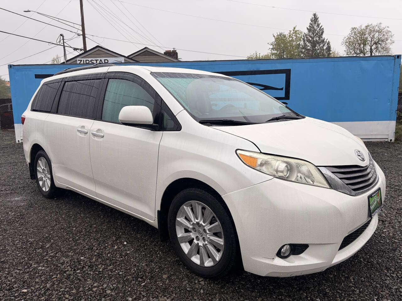 Used 2015 Toyota Sienna XLE w/ XLE Navigation Package
