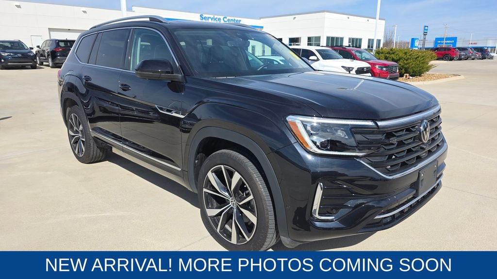 Used 2025 Volkswagen Atlas SEL Premium R-Line image 7