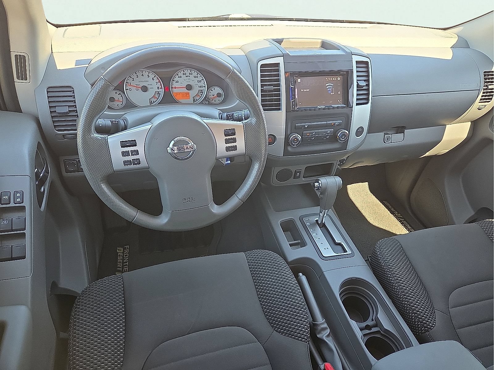 Used 2019 Nissan Frontier Desert Runner RWD image 11