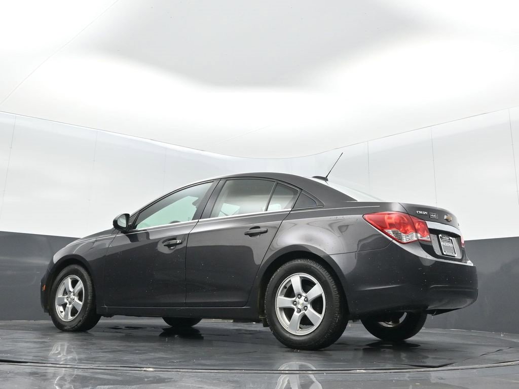 Used 2015 Chevrolet Cruze LT image 17
