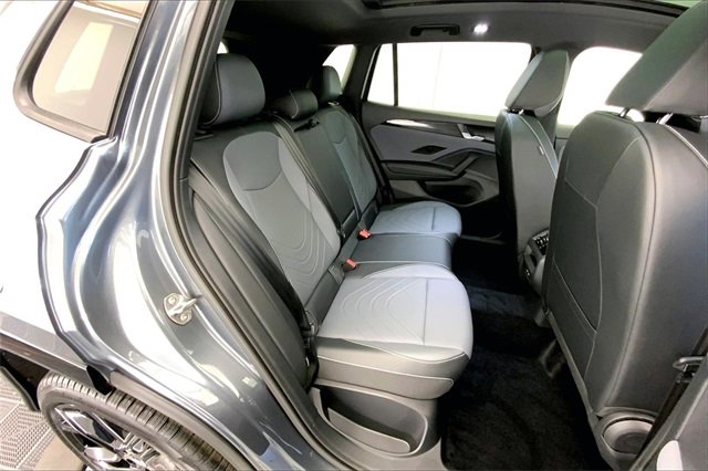 New 2026 Volkswagen Tiguan SE R-Line image 10