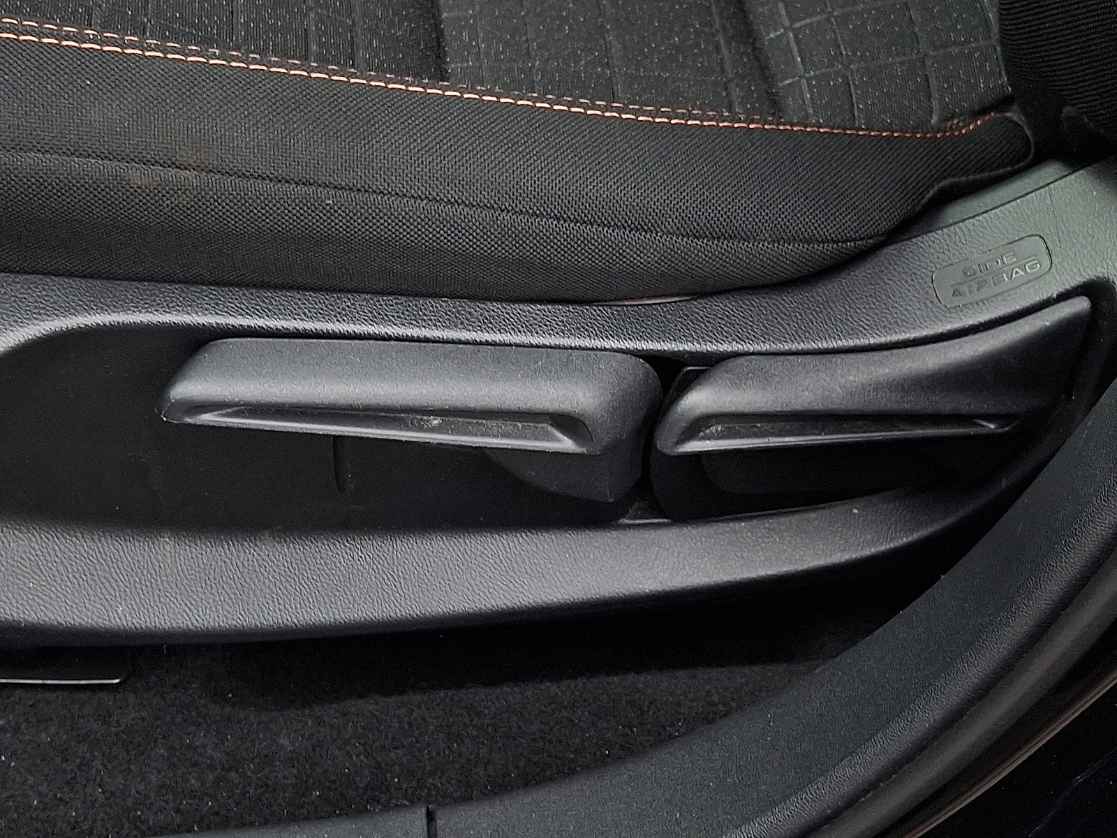 Used 2025 Honda HR-V Sport image 26