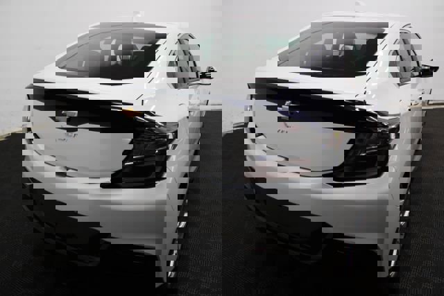 Used 2016 Chevrolet Volt LT w/ Comfort Package image 6