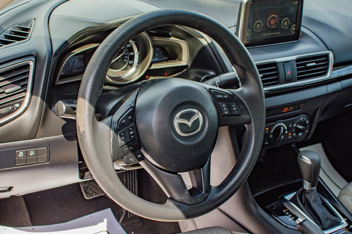 Used 2016 MAZDA MAZDA3 i Sport FWD image 21