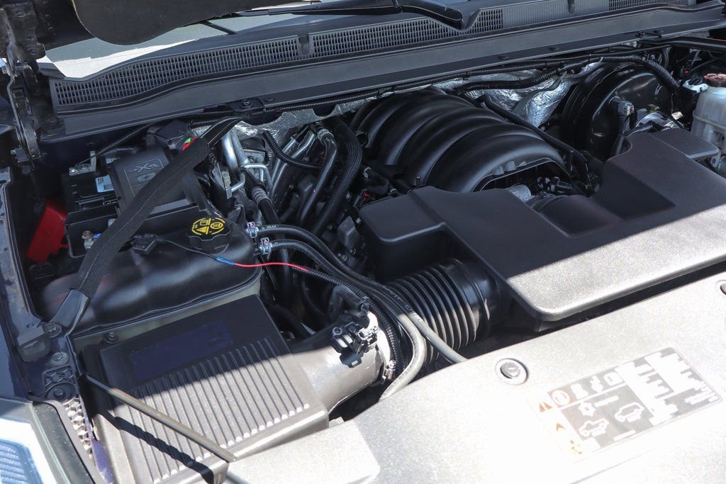 Used 2018 GMC Yukon Denali w/ Denali Ultimate Package AWD/4WD image 11