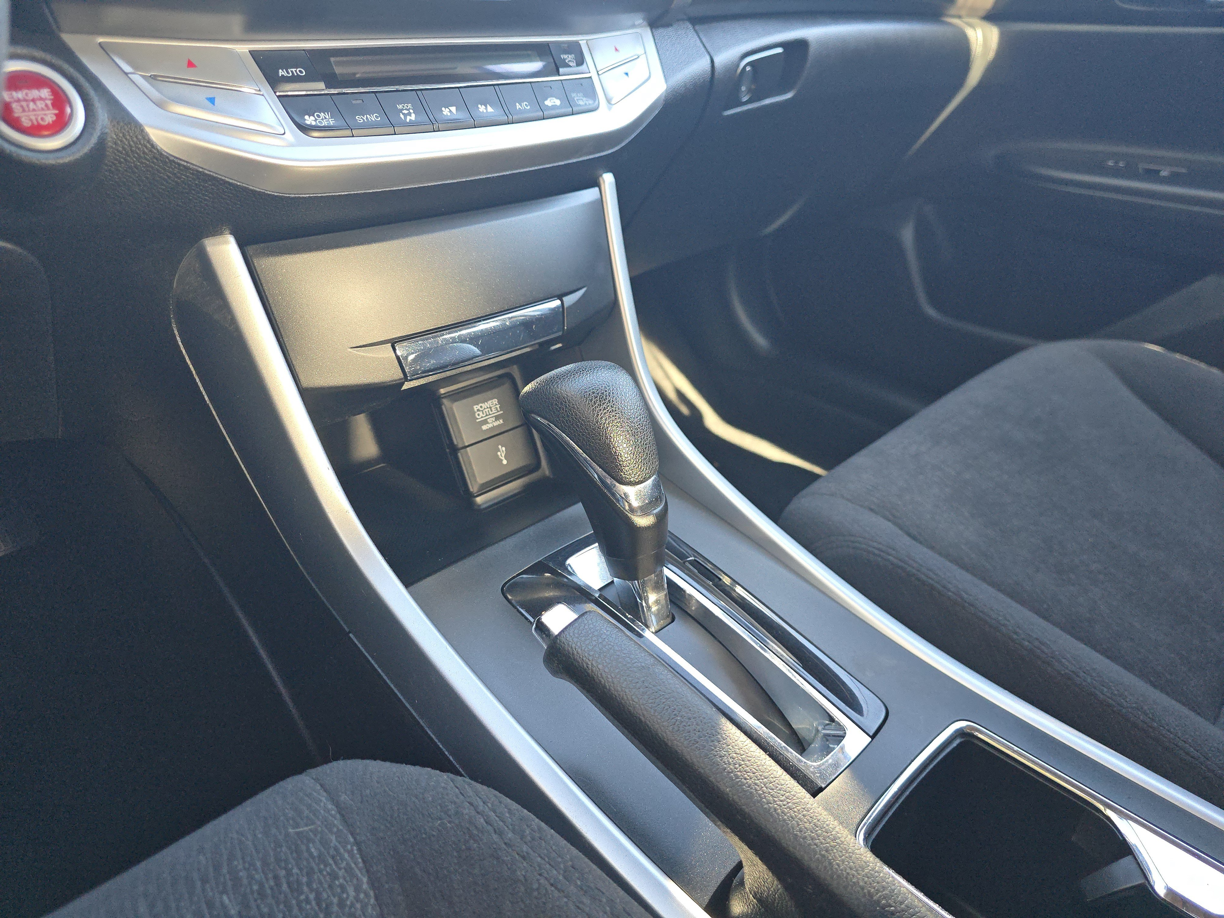 Used 2014 Honda Accord EX image 26