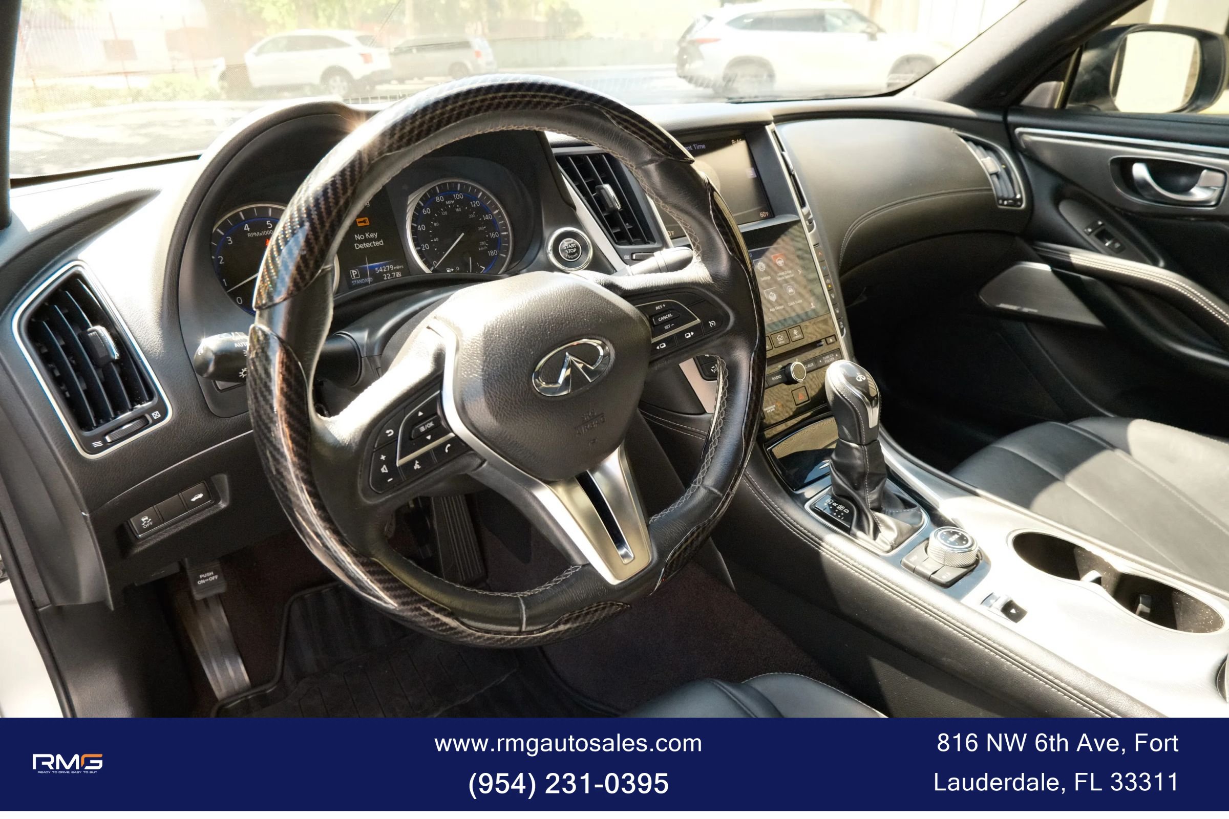 Used 2018 INFINITI Q60 3.0t Luxe RWD image 17