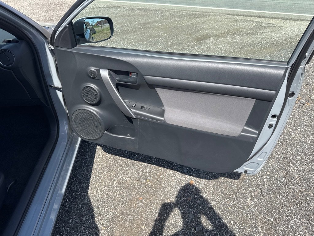 Used 2011 Scion tC TC image 19