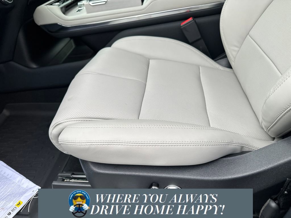 New 2025 Lincoln Navigator L Reserve image 8