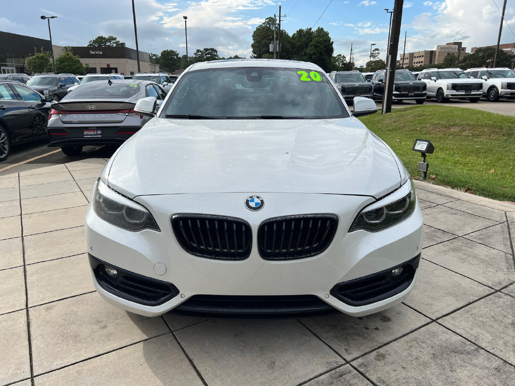 Used 2020 BMW 230i Coupe w/ Convenience Package RWD image 2