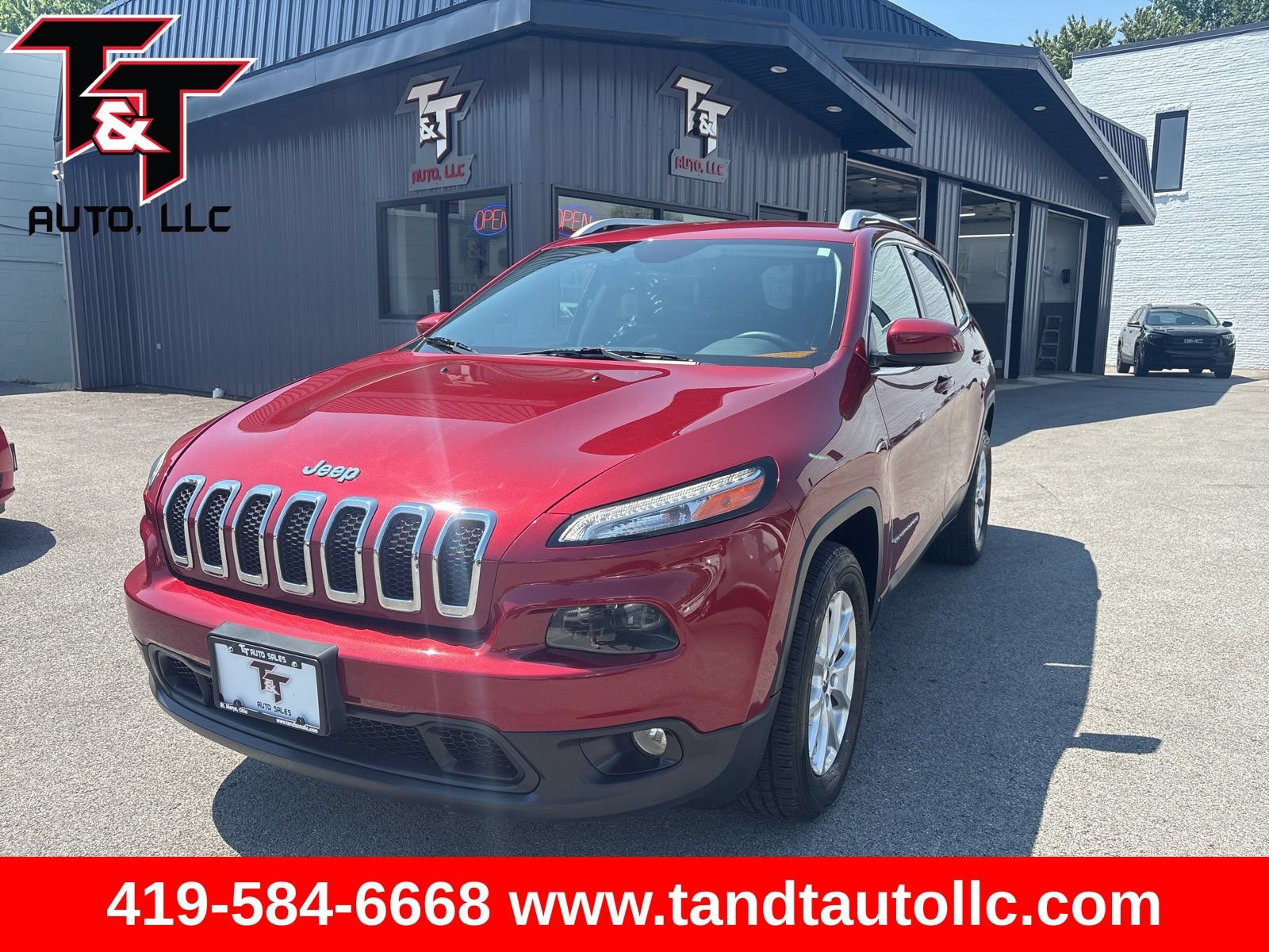Used 2016 Jeep Cherokee Latitude w/ Cold Weather Group