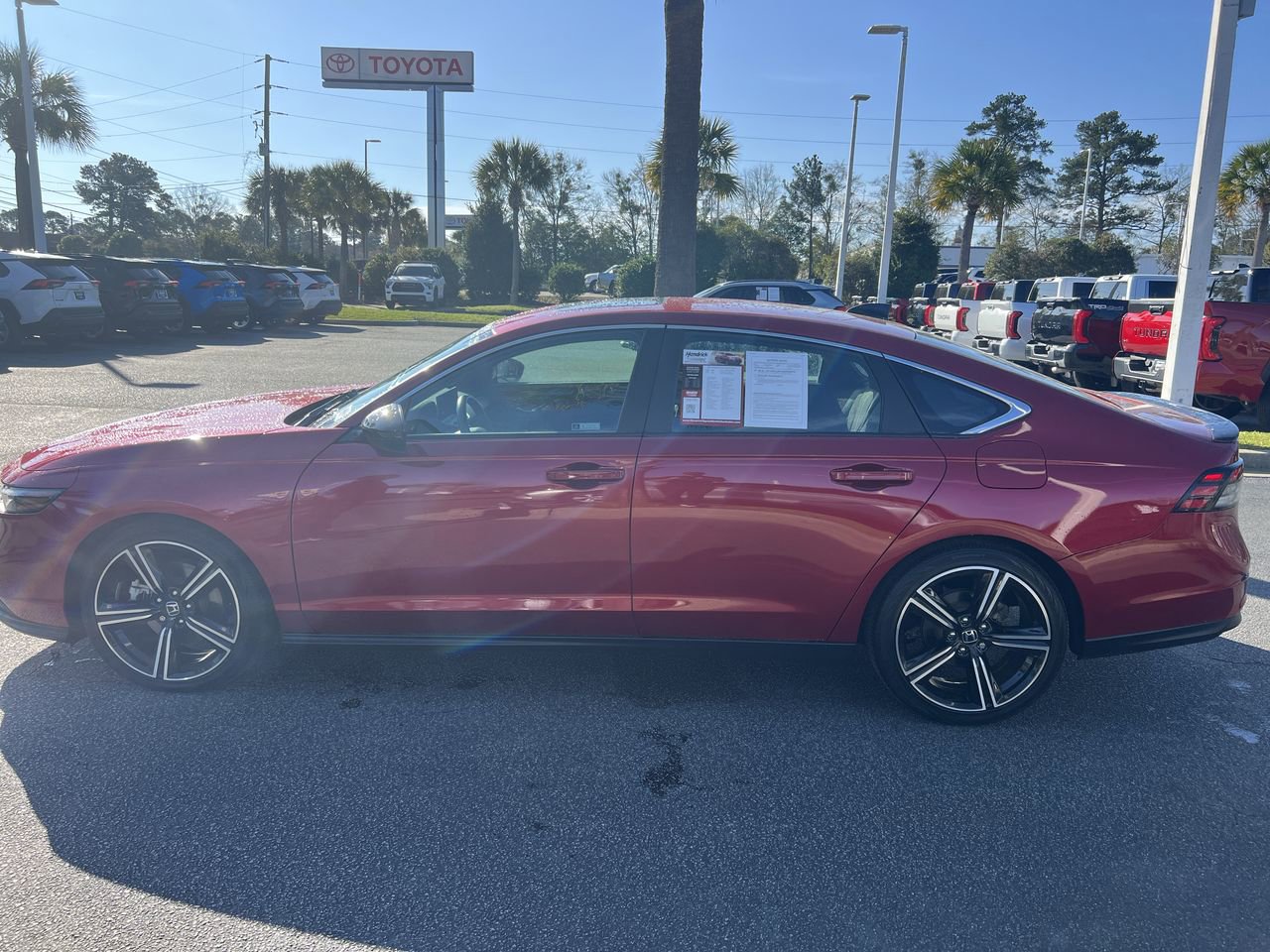 Used 2023 Honda Accord Sport image 7