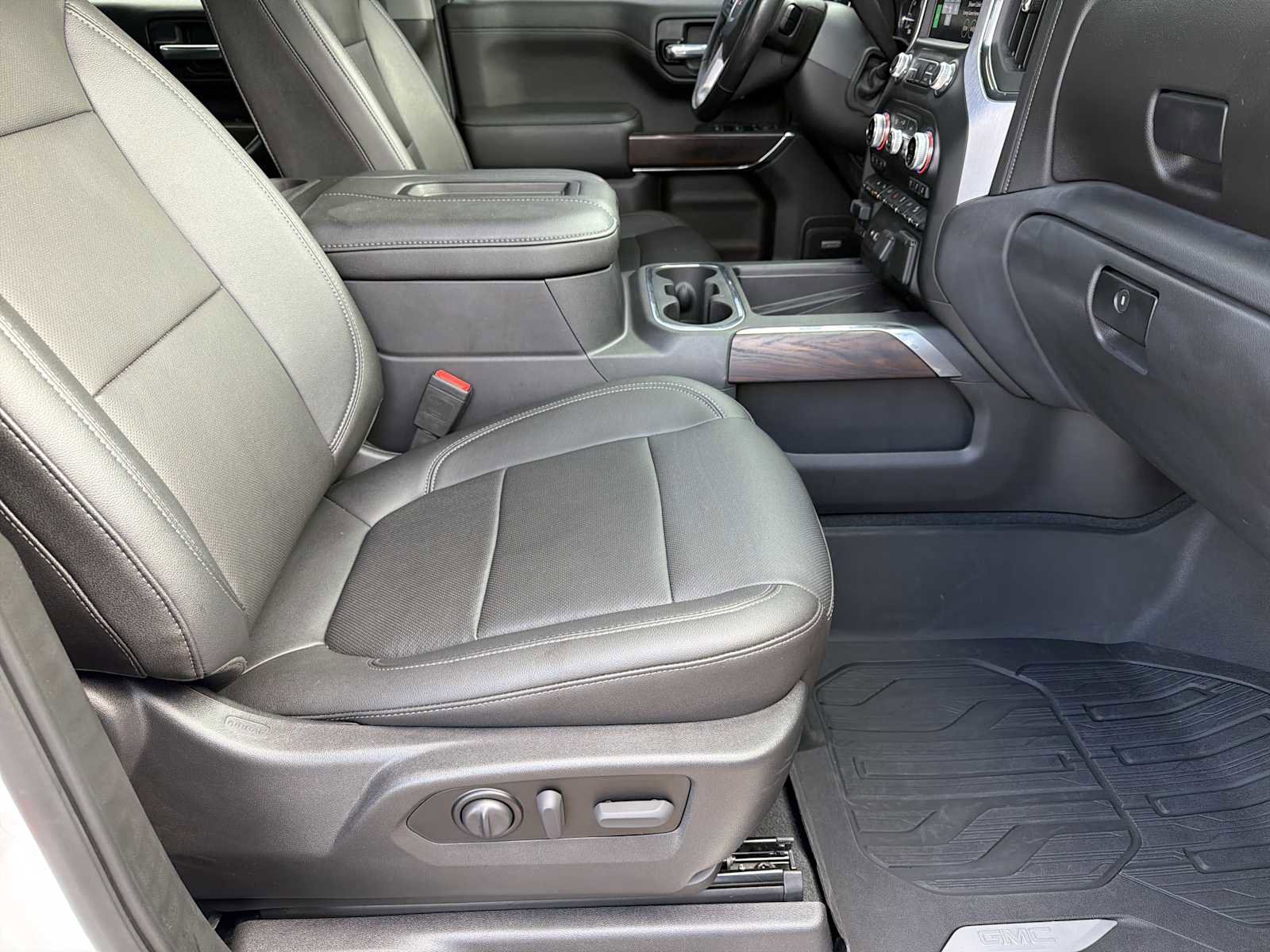 Certified 2022 GMC Sierra 1500 SLT w/ SLT Premium Plus Package image 24