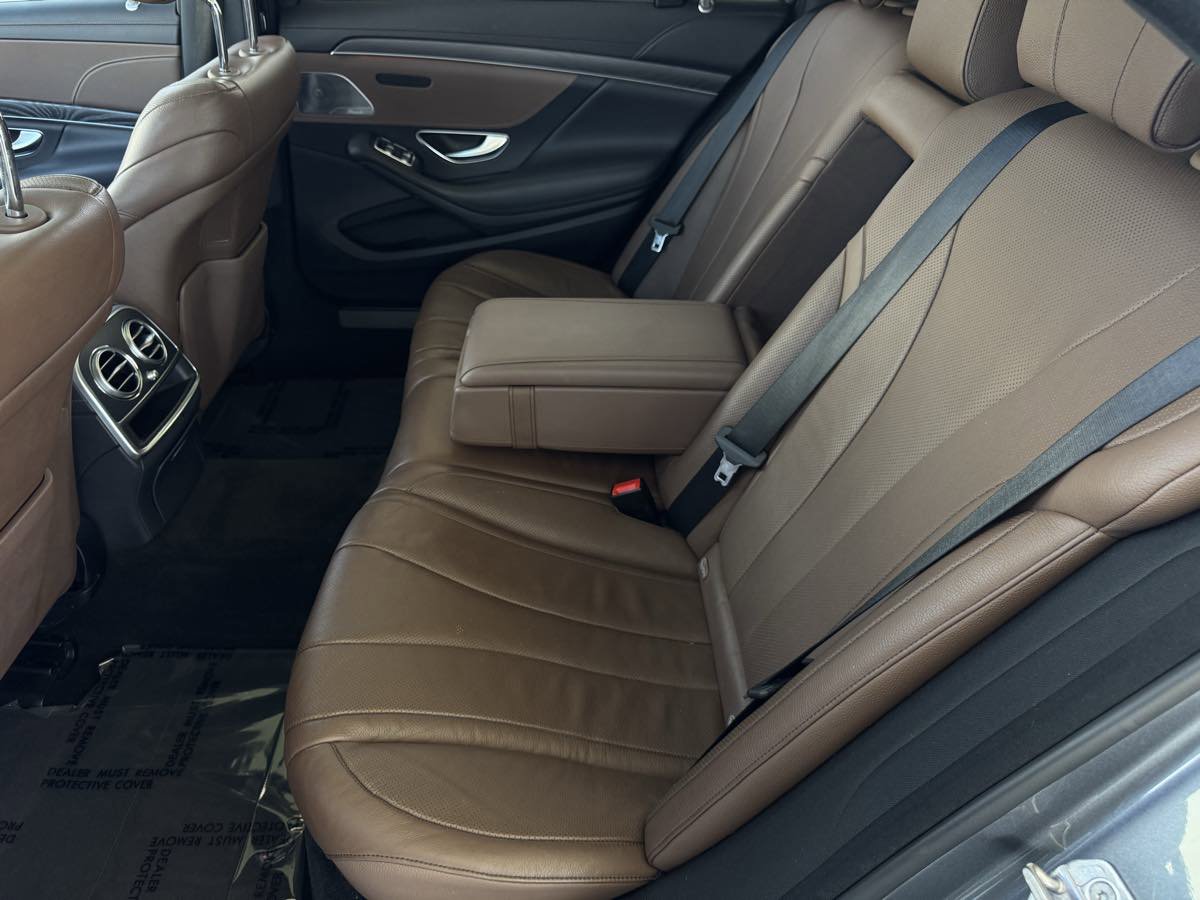 Used 2020 Mercedes-Benz S 450 Sedan image 19