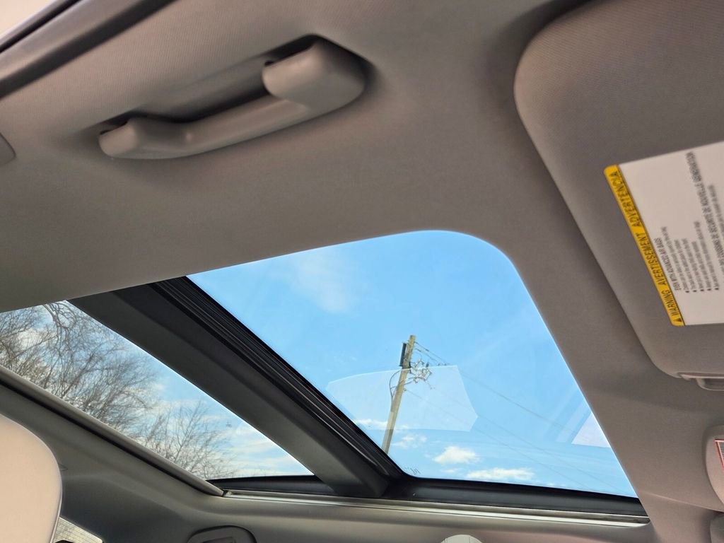 Used 2023 Toyota Camry XLE w/ Navigation Package image 22