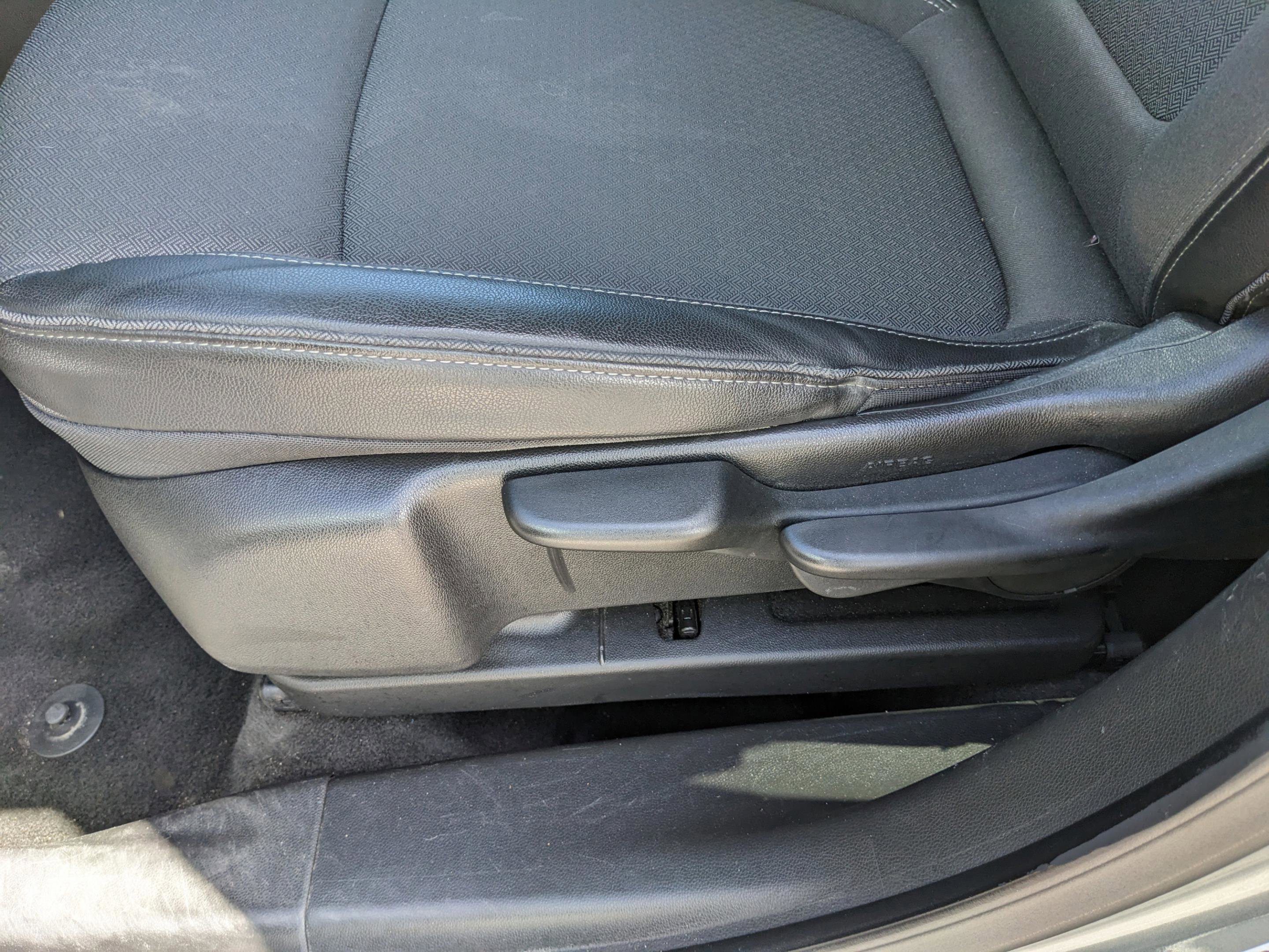 Used 2024 Buick Encore GX Preferred FWD image 25